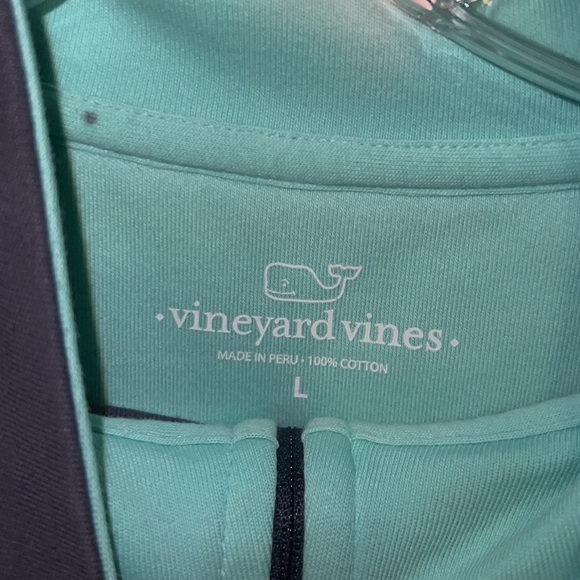 Mens, Vineyard Vines(Large) grey and white stripe lightweight quarter zip. - Picture 3 of 4